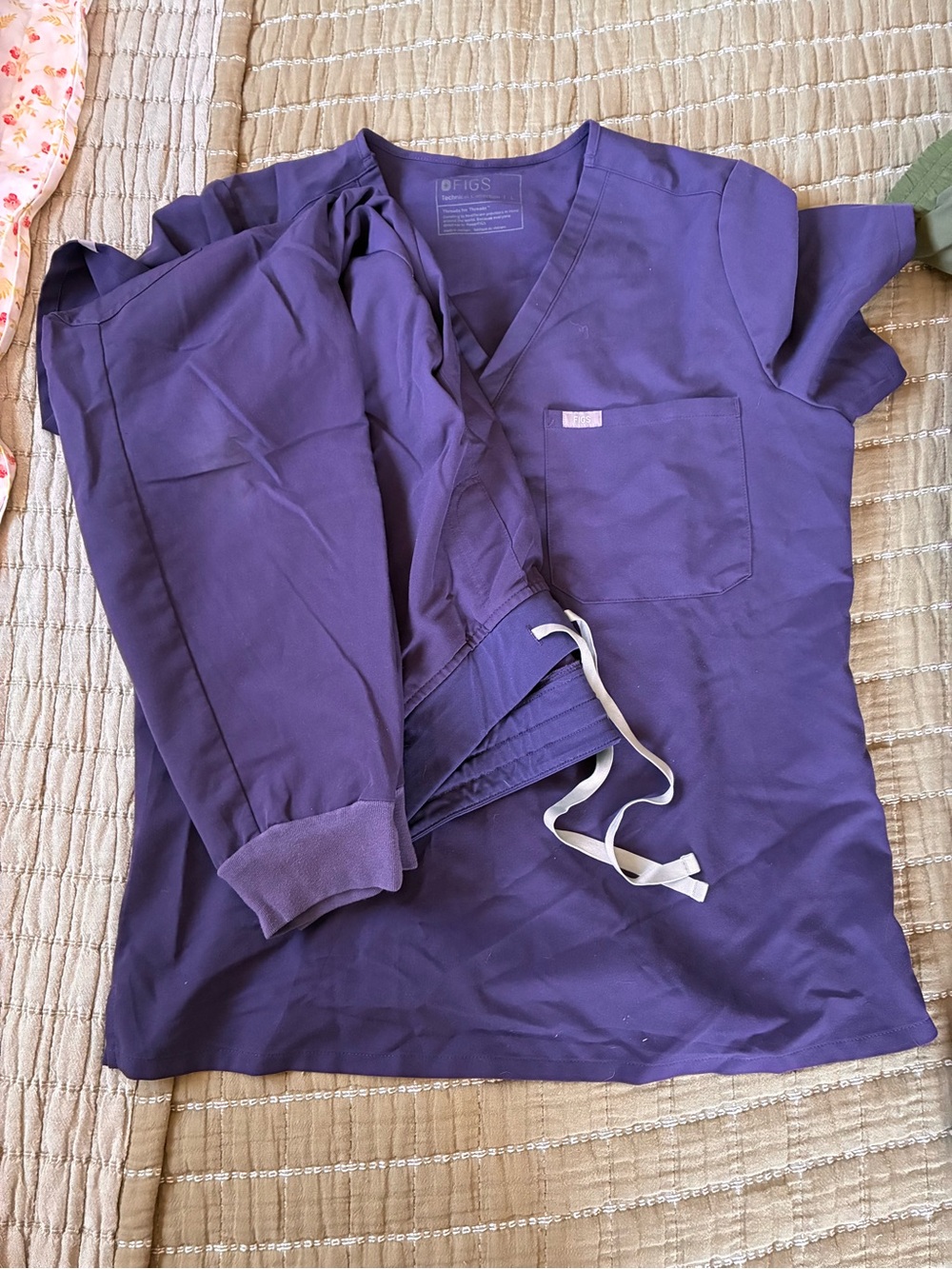 Figs Women's Purple Track Pants & V-Neck Scrub Top Set